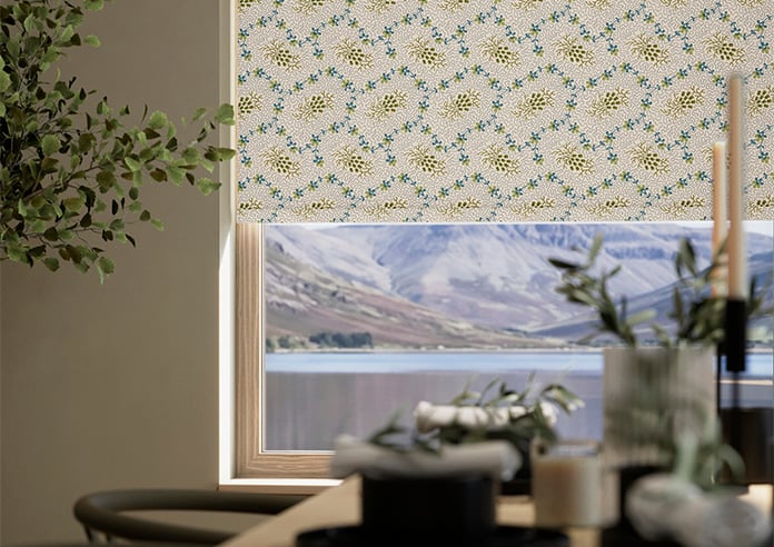 Land & Shore Lorie (Blackout), Green - Twist&Fit Roller Blind - Image 5
